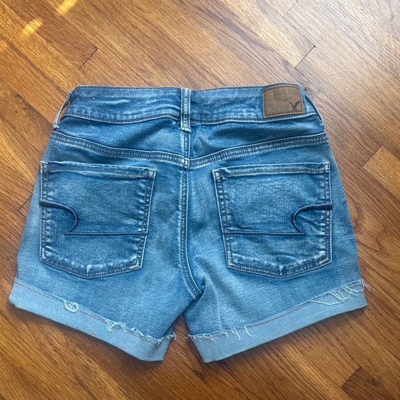 American Eagle Outfitters Light Blue Jean Shorts - Picture 2 of 3